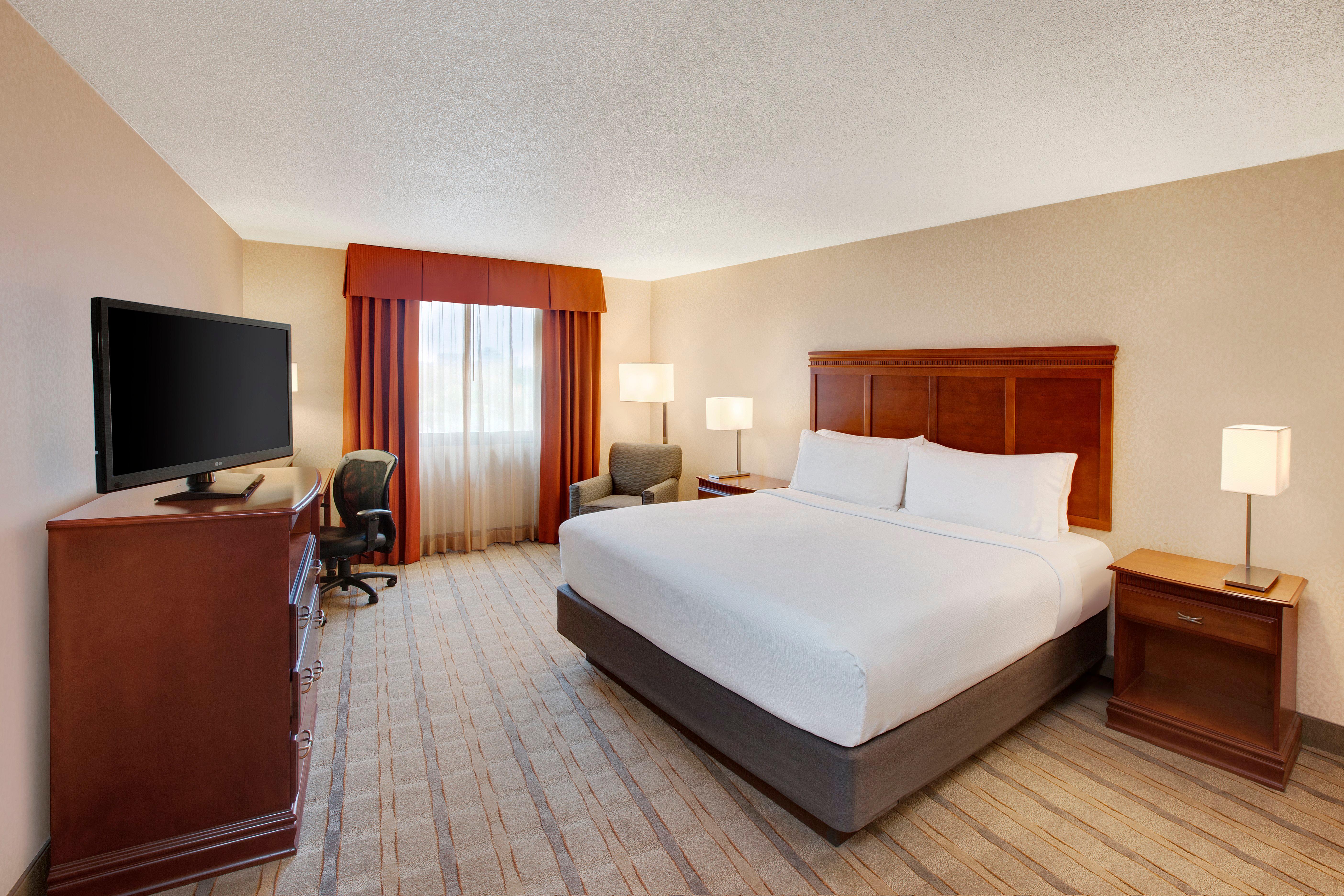 Holiday Inn Express Dallas Market Center By Ihg Eksteriør bilde