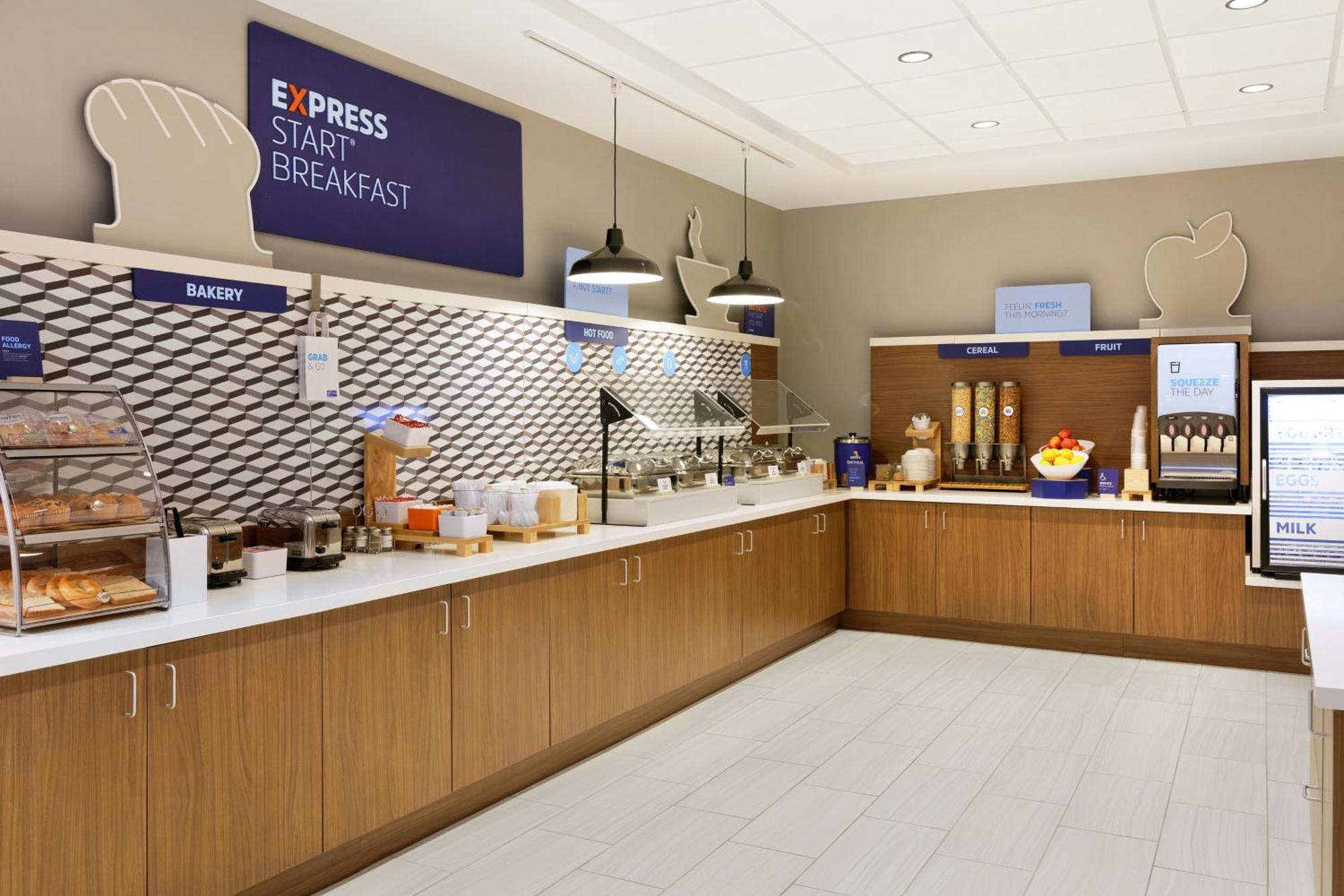 Holiday Inn Express Dallas Market Center By Ihg Eksteriør bilde