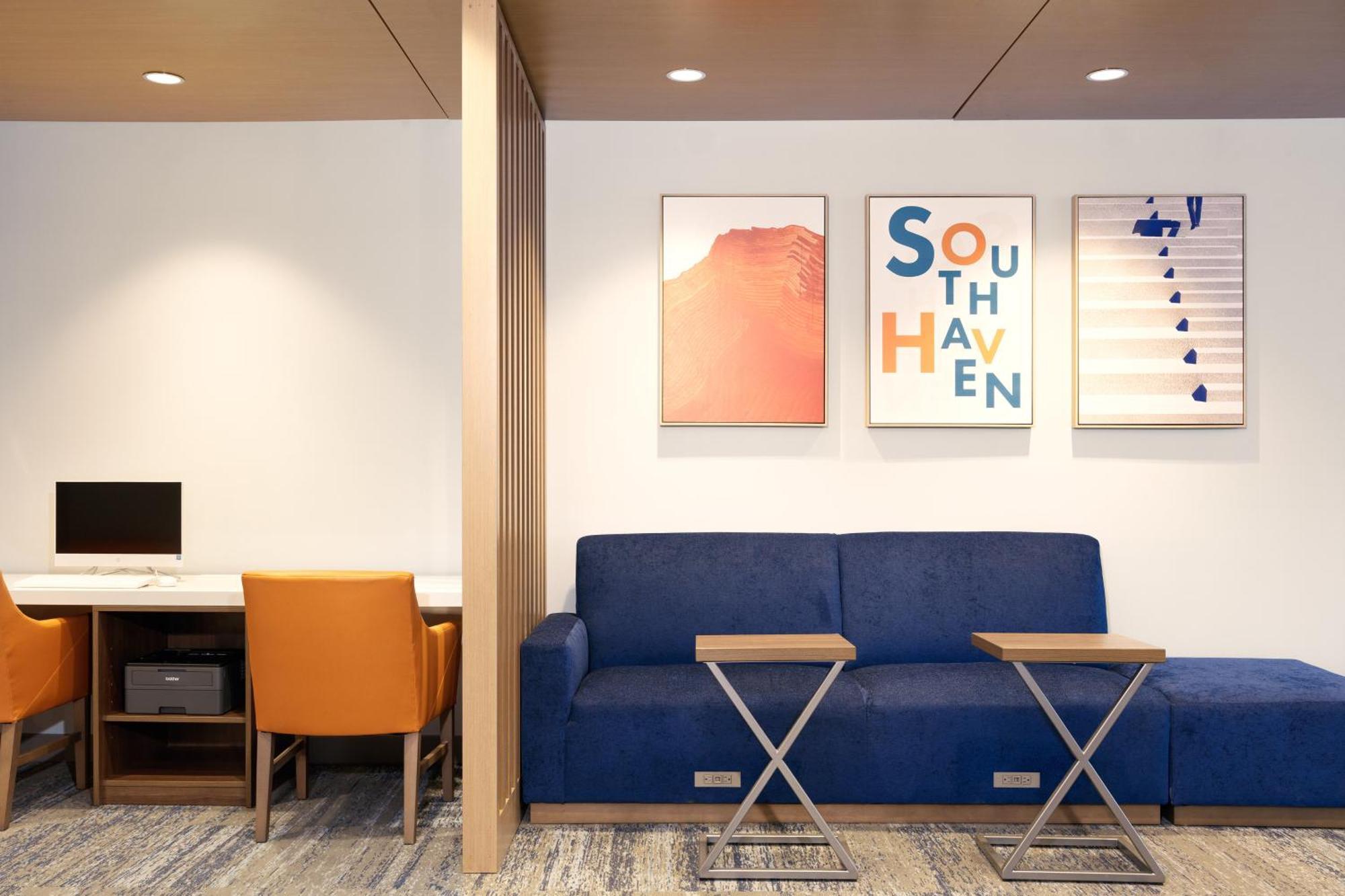 Holiday Inn Express Dallas Market Center By Ihg Eksteriør bilde