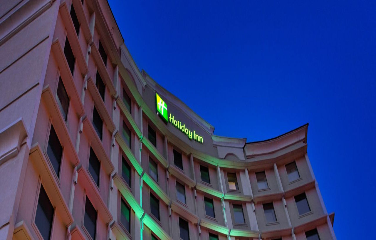 Holiday Inn Express Dallas Market Center By Ihg Eksteriør bilde